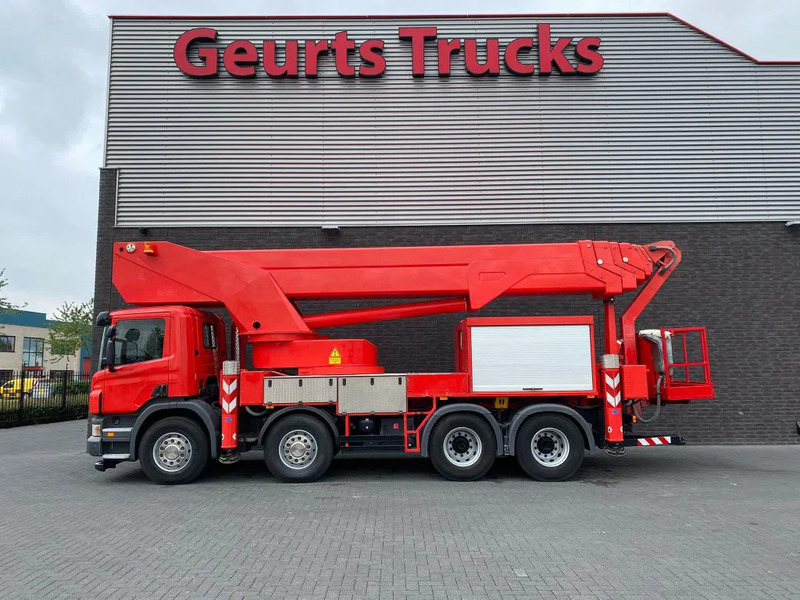 Scania P420 8X4 + BISON PALFINGER TKA 57 KS HOOGWERKER/HUBARBEITSBÜHNE/HIGHWORKER/PLATFORM - Kamion: slika 1 Scania P420 8X4 + BISON PALFINGER TKA 57 KS HOOGWERKER/HUBARBEITSBÜHNE/HIGHWORKER/PLATFORM - Kamion: slika 1