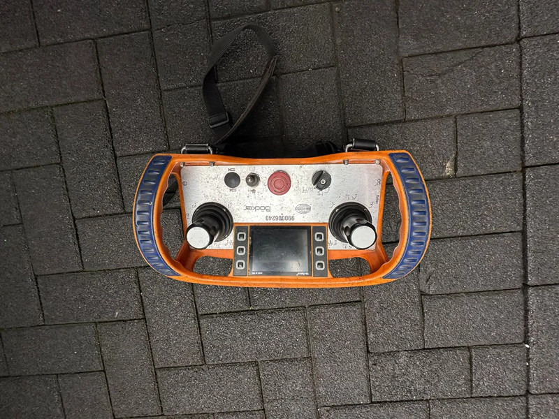 Kamion sa dizalicom MAN TGL 7.190 4X2 BB BOCKER AK37/4000 + JIB MONTAGEKRAN/DACHDECKERKRAN/ROOFCRANE/KRAAN/KRAN/GRUA: slika 15 Kamion sa dizalicom MAN TGL 7.190 4X2 BB BOCKER AK37/4000 + JIB MONTAGEKRAN/DACHDECKERKRAN/ROOFCRANE/KRAAN/KRAN/GRUA: slika 15