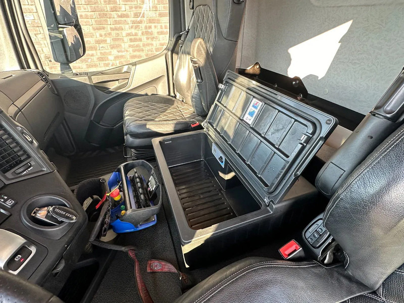 Kamion sa kablovskim sistemom, Kamion sa dizalicom Mercedes-Benz Arocs 3253 L ENA 8X2/4 HMF2820 KRAAN / KRAN/ CRANE MET TF.324 KABELSYSTEEM / SEILGERATE / CABLE SYSTEM: slika 18 Kamion sa kablovskim sistemom, Kamion sa dizalicom Mercedes-Benz Arocs 3253 L ENA 8X2/4 HMF2820 KRAAN / KRAN/ CRANE MET TF.324 KABELSYSTEEM / SEILGERATE / CABLE SYSTEM: slika 18