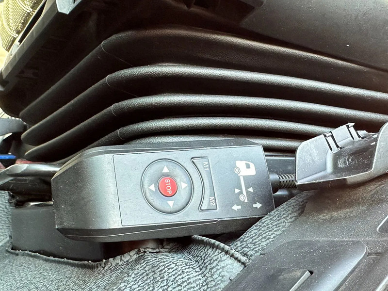 Kamion sa kablovskim sistemom, Kamion sa dizalicom Mercedes-Benz Arocs 3253 L ENA 8X2/4 HMF2820 KRAAN / KRAN/ CRANE MET TF.324 KABELSYSTEEM / SEILGERATE / CABLE SYSTEM: slika 20 Kamion sa kablovskim sistemom, Kamion sa dizalicom Mercedes-Benz Arocs 3253 L ENA 8X2/4 HMF2820 KRAAN / KRAN/ CRANE MET TF.324 KABELSYSTEEM / SEILGERATE / CABLE SYSTEM: slika 20