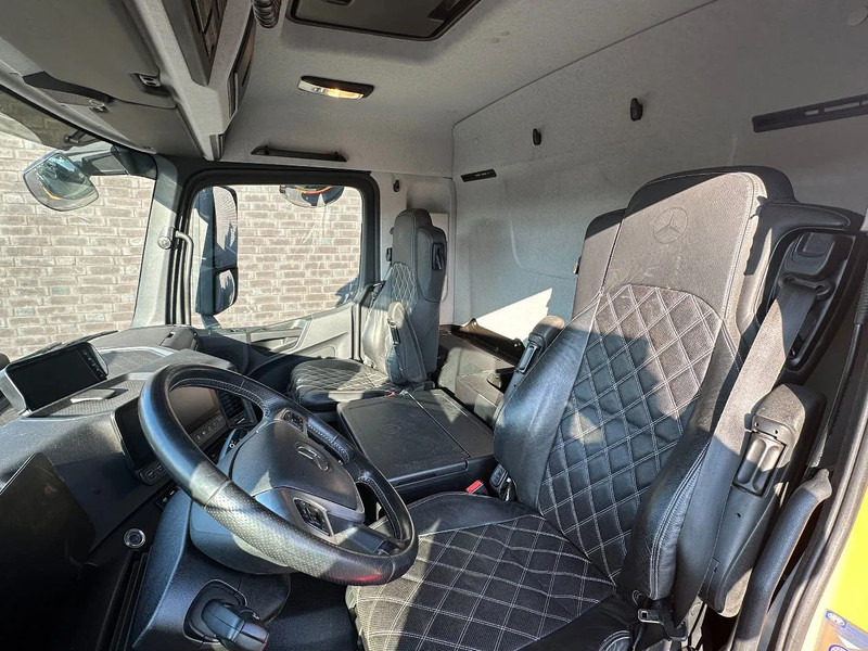 Kamion sa kablovskim sistemom, Kamion sa dizalicom Mercedes-Benz Arocs 3253 L ENA 8X2/4 HMF2820 KRAAN / KRAN/ CRANE MET TF.324 KABELSYSTEEM / SEILGERATE / CABLE SYSTEM: slika 17 Kamion sa kablovskim sistemom, Kamion sa dizalicom Mercedes-Benz Arocs 3253 L ENA 8X2/4 HMF2820 KRAAN / KRAN/ CRANE MET TF.324 KABELSYSTEEM / SEILGERATE / CABLE SYSTEM: slika 17