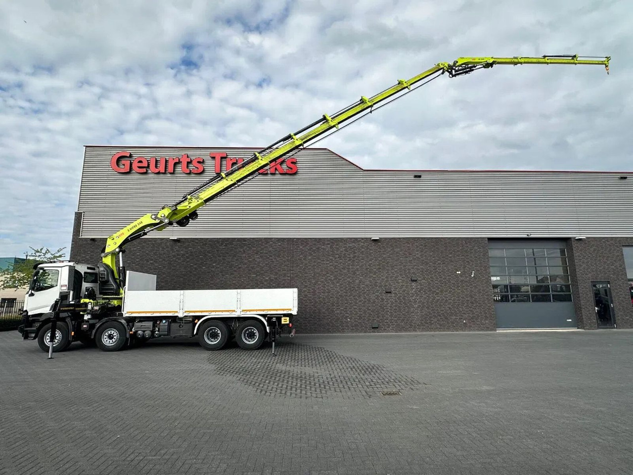 Renault C460 8X4 + HIAB X-HIPRO 548 E-7 MET JIB KRAAN / - Kamion sa dizalicom: slika 1 Renault C460 8X4 + HIAB X-HIPRO 548 E-7 MET JIB KRAAN / - Kamion sa dizalicom: slika 1