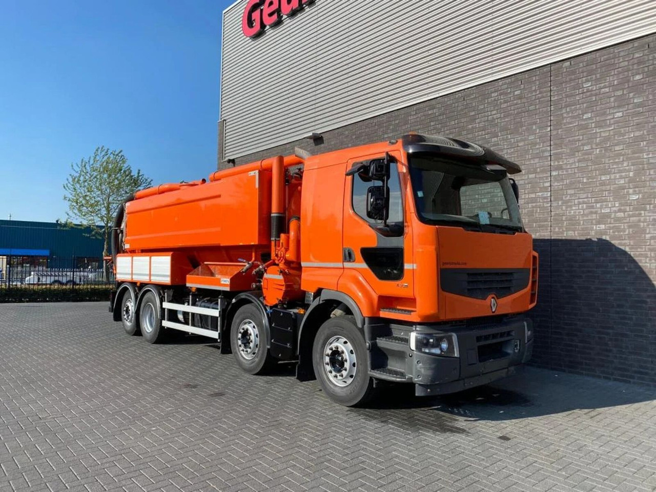 Renault Lander 430 8X2 STOKOTA VACUUM/HOGEDRUK /COMBI/KO - Vakuumska cisterna: slika 5 Renault Lander 430 8X2 STOKOTA VACUUM/HOGEDRUK /COMBI/KO - Vakuumska cisterna: slika 5