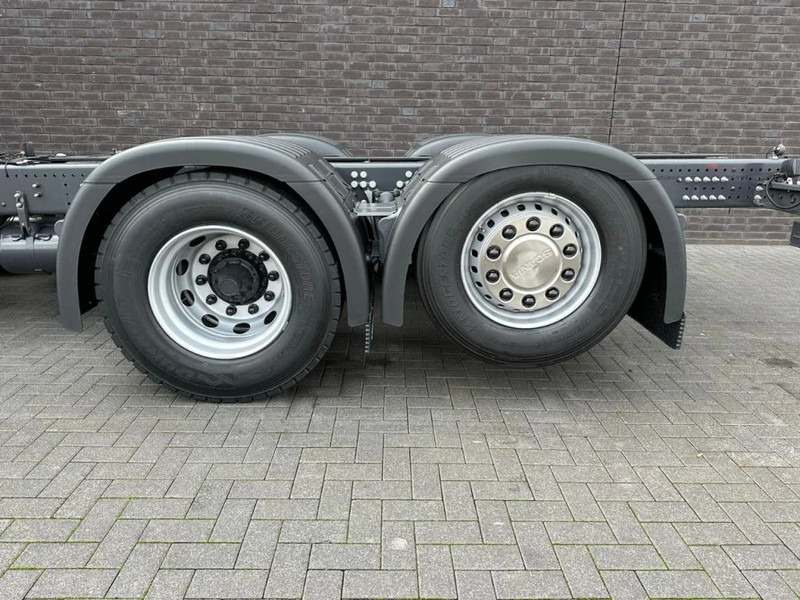 Kamion sa golom šasijom i zatvorenom kabinom Scania R540 NGS 8X2 CHASSIS NIEUW/NEUE/NEW FULL OPTIONS 4X IN STOCK !!!: slika 15 Kamion sa golom šasijom i zatvorenom kabinom Scania R540 NGS 8X2 CHASSIS NIEUW/NEUE/NEW FULL OPTIONS 4X IN STOCK !!!: slika 15