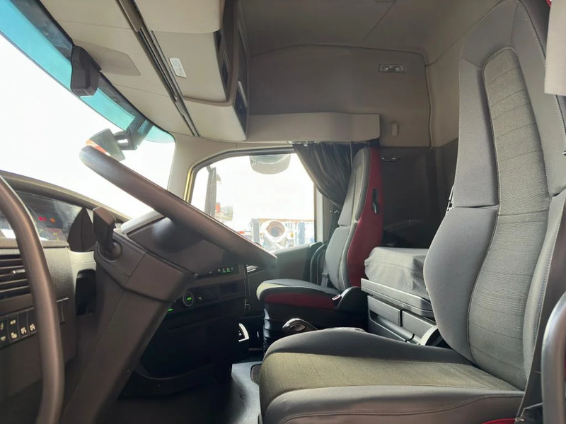 Tegljač Volvo FH 460 6X4 TREKKER/TRACTOR/SZM EURO 6 HYDRAULIC: slika 16