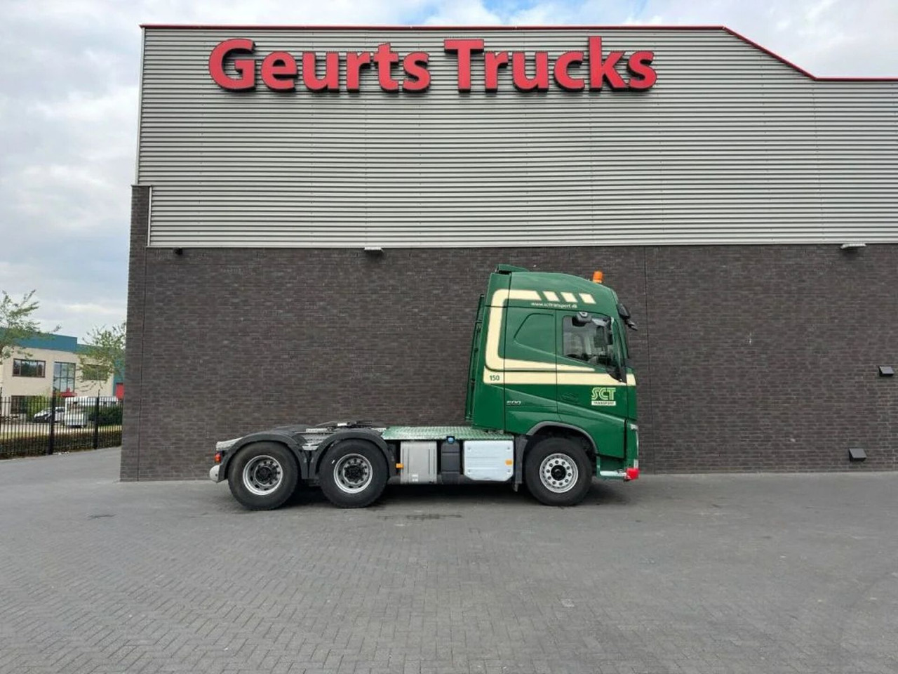 Volvo FH 500 6X4 TREKKER/TRACTOR/SZM EURO 6 HYDRAULIC - Tegljač: slika 4 Volvo FH 500 6X4 TREKKER/TRACTOR/SZM EURO 6 HYDRAULIC - Tegljač: slika 4