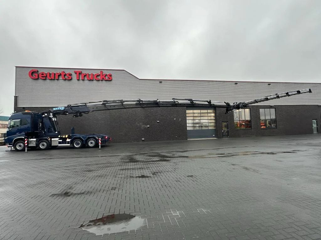 Volvo FH 16.650 8X2 + EFFER 1855/8S + JIB 6S HEAVY DUT - Kamion sa dizalicom, Tegljač: slika 3 Volvo FH 16.650 8X2 + EFFER 1855/8S + JIB 6S HEAVY DUT - Kamion sa dizalicom, Tegljač: slika 3