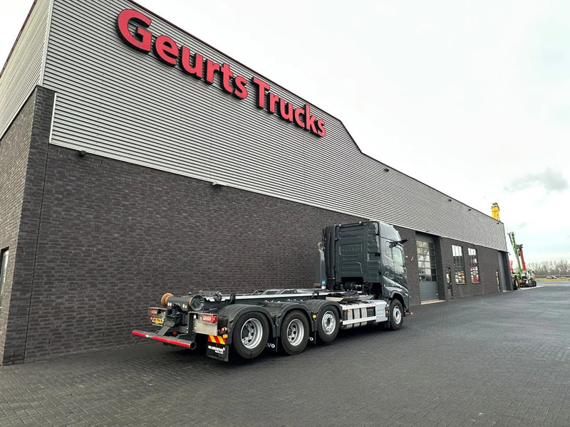 Volvo FH 540 8X2 TRIPLE VDL S30-6700 HAAKARMSYSTEEM / ABROLLKIPPER / HOOKLIFT - Kamion sa hidrauličnom kukom: slika 5 Volvo FH 540 8X2 TRIPLE VDL S30-6700 HAAKARMSYSTEEM / ABROLLKIPPER / HOOKLIFT - Kamion sa hidrauličnom kukom: slika 5