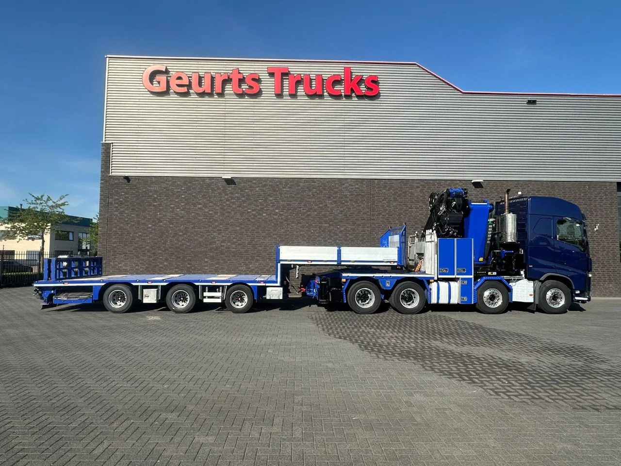 Volvo FH 540 8X4 TREKKER / BAKWAGEN MET PALFINGER PK13 - Kamion sa dizalicom: slika 4 Volvo FH 540 8X4 TREKKER / BAKWAGEN MET PALFINGER PK13 - Kamion sa dizalicom: slika 4