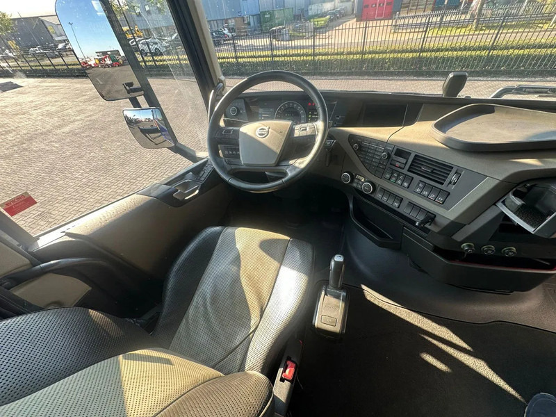 Kamion sa dizalicom Volvo FH 540 8X4 TREKKER / BAKWAGEN MET PALFINGER PK135.002 TEC7 + JIB PJ190 KRAAN / KRAN / CRANE / GRUA: slika 17