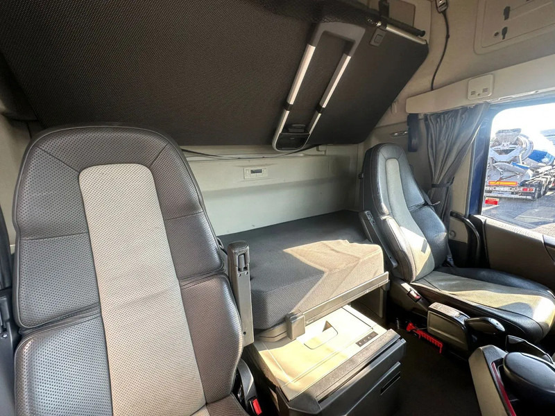 Kamion sa dizalicom Volvo FH 540 8X4 TREKKER / BAKWAGEN MET PALFINGER PK135.002 TEC7 + JIB PJ190 KRAAN / KRAN / CRANE / GRUA: slika 19