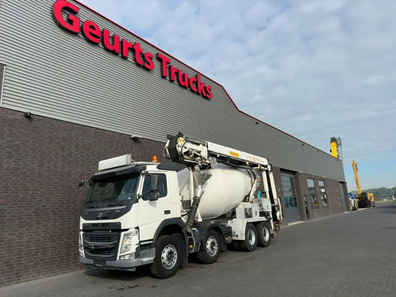 Volvo FM 410 8X4 + STETTER 9 M3 MIXER/MISCHER + THEAM - Mikser za beton: slika 2 Volvo FM 410 8X4 + STETTER 9 M3 MIXER/MISCHER + THEAM - Mikser za beton: slika 2