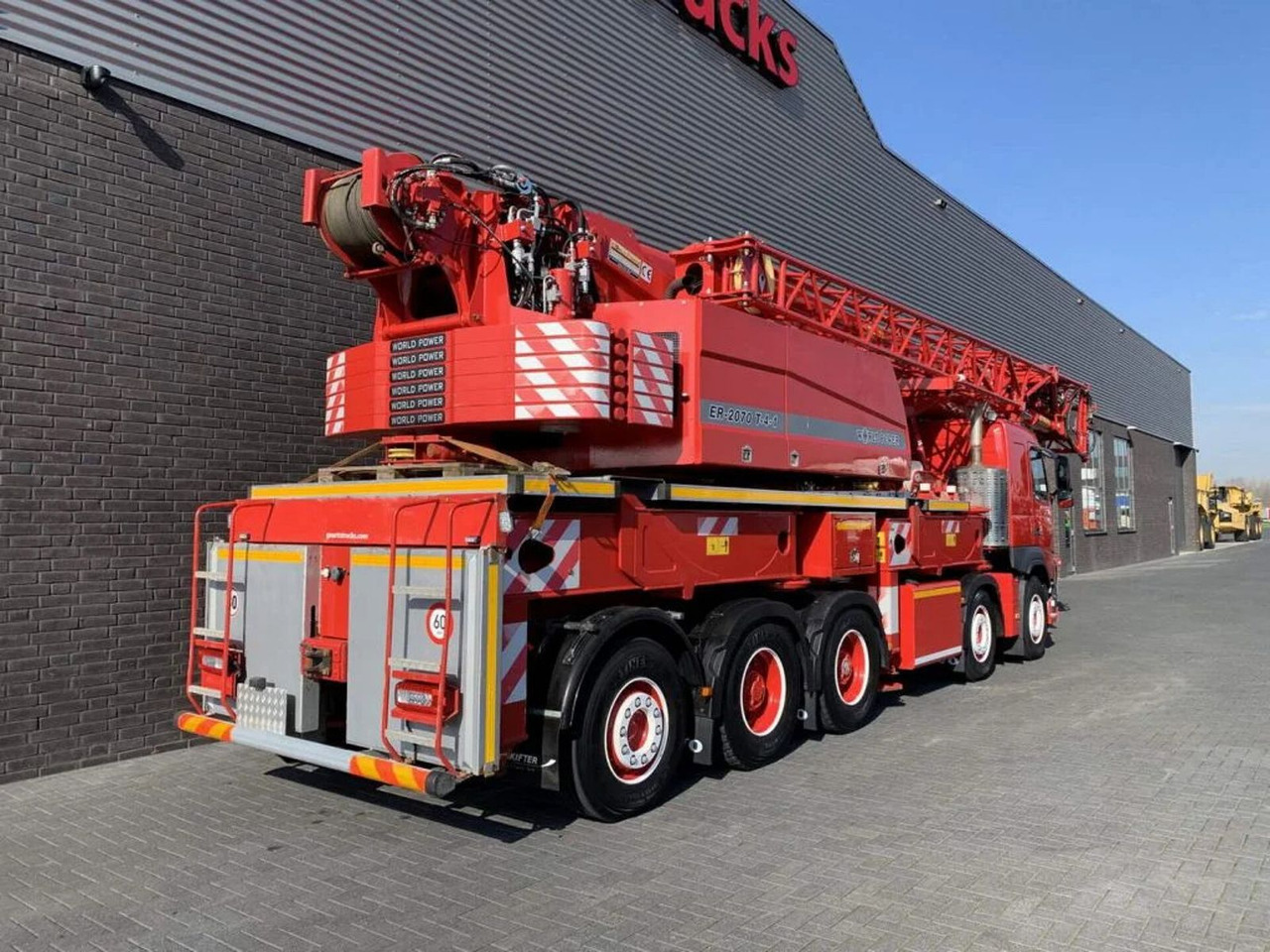 Volvo FM 460 ERKIN WORLD POWER ER 2070 T-4.1 CRANE/KRA - Kamion sa dizalicom: slika 5 Volvo FM 460 ERKIN WORLD POWER ER 2070 T-4.1 CRANE/KRA - Kamion sa dizalicom: slika 5