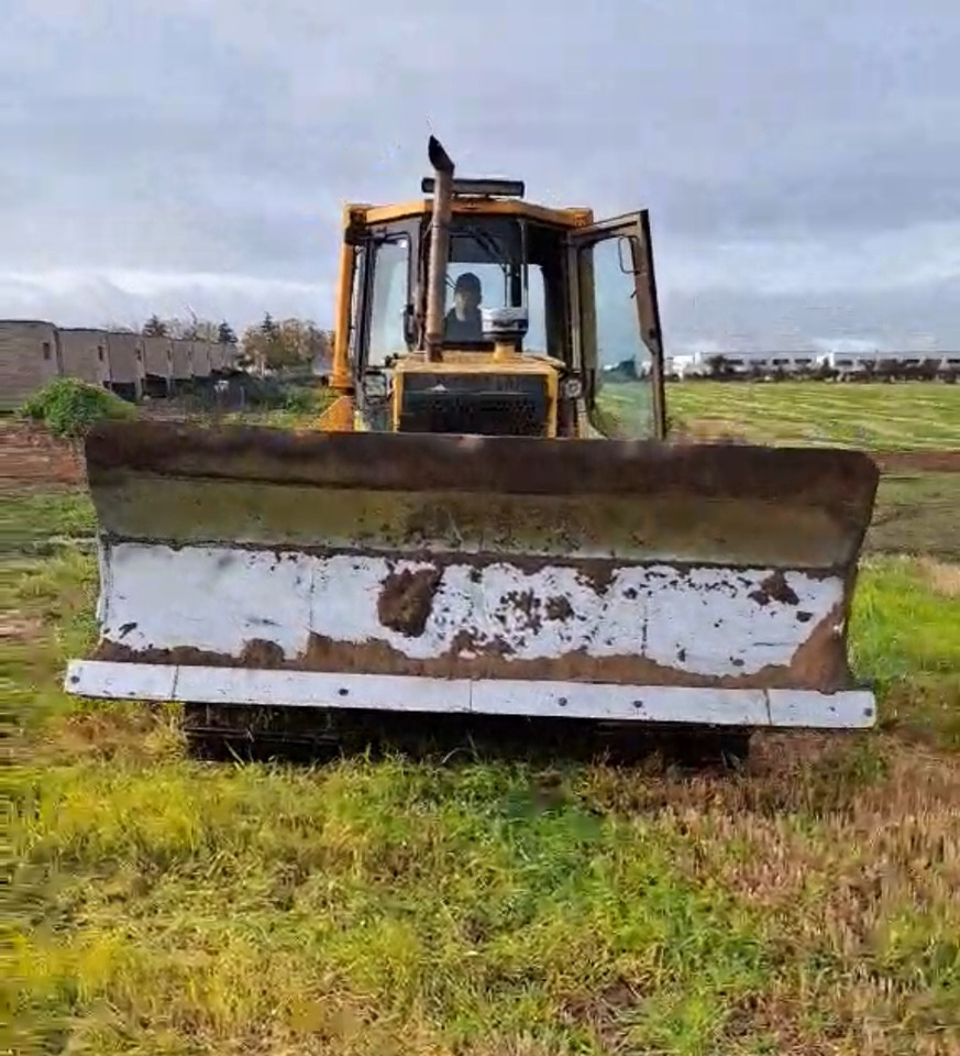 CATERPILLAR D5 M - Buldožer: slika 2 CATERPILLAR D5 M - Buldožer: slika 2