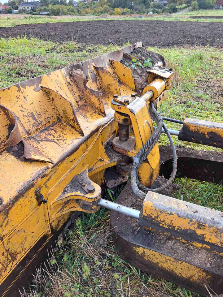 CATERPILLAR D5 M - Buldožer: slika 5 CATERPILLAR D5 M - Buldožer: slika 5