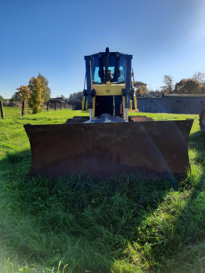 NEW HOLLAND D150 - Buldožer: slika 2 NEW HOLLAND D150 - Buldožer: slika 2