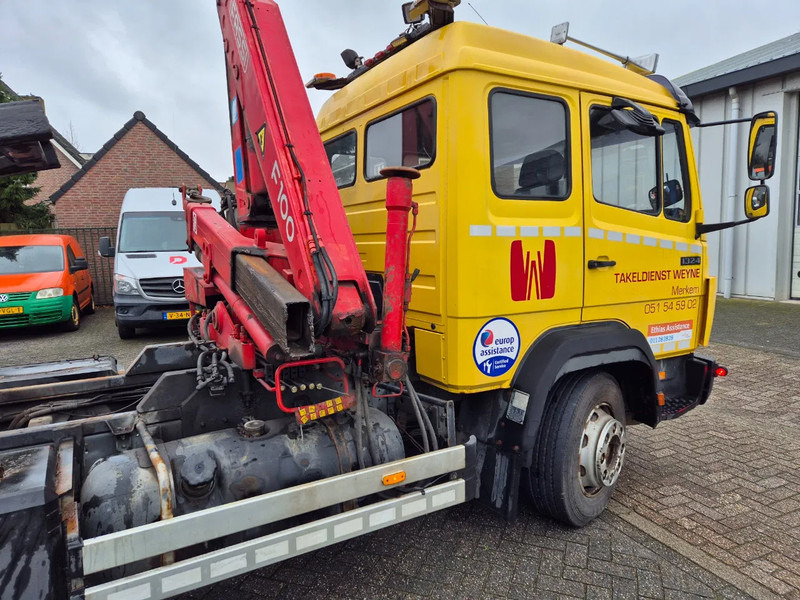 Mercedes-Benz 1324 manual gearbox. slaapcabine, kraan. - Šlep vozilo: slika 3 Mercedes-Benz 1324 manual gearbox. slaapcabine, kraan. - Šlep vozilo: slika 3