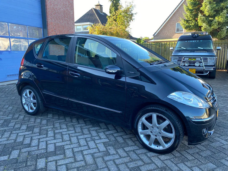 Mercedes-Benz A-Klasse 170 Automaat,Avantgarde. - Automobil: slika 2 Mercedes-Benz A-Klasse 170 Automaat,Avantgarde. - Automobil: slika 2