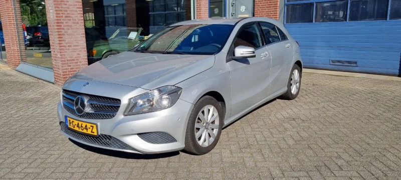 Mercedes-Benz A-Klasse 180 automaat.. 180 automaat - Hečbek: slika 3 Mercedes-Benz A-Klasse 180 automaat.. 180 automaat - Hečbek: slika 3