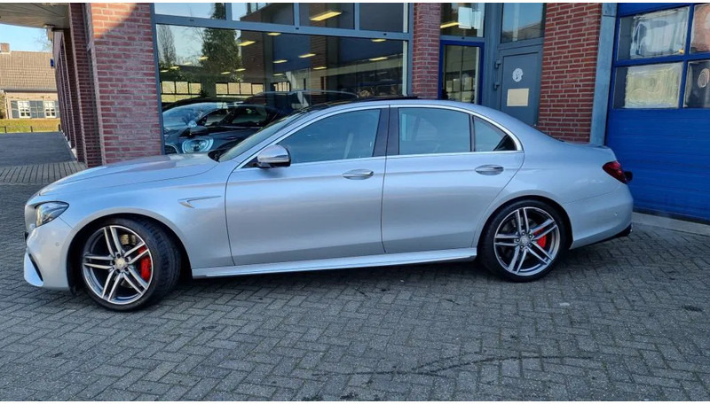 Mercedes-Benz E-Klasse 63 S, 4 Matic AMG..... Premium plus. - Limuzina: slika 5 Mercedes-Benz E-Klasse 63 S, 4 Matic AMG..... Premium plus. - Limuzina: slika 5