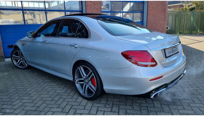 Mercedes-Benz E-Klasse 63 S, 4 Matic AMG..... Premium plus. - Limuzina: slika 4 Mercedes-Benz E-Klasse 63 S, 4 Matic AMG..... Premium plus. - Limuzina: slika 4