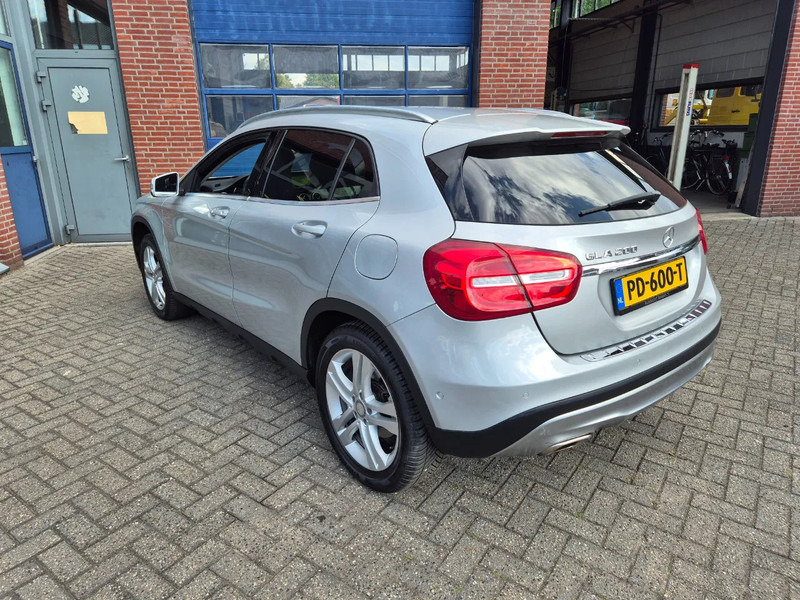 Mercedes-Benz GLA 200 automaat Prestige - Automobil: slika 3 Mercedes-Benz GLA 200 automaat Prestige - Automobil: slika 3