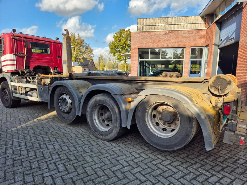 Scania P 420 8x2.... manuel gearbox. - Kamion sa kablovskim sistemom: slika 4 Scania P 420 8x2.... manuel gearbox. - Kamion sa kablovskim sistemom: slika 4