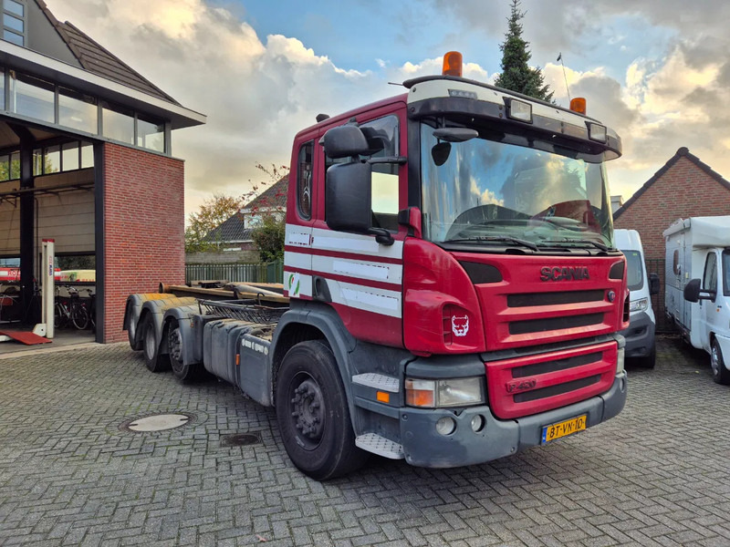 Scania P 420 8x2.... manuel gearbox. - Kamion sa kablovskim sistemom: slika 1 Scania P 420 8x2.... manuel gearbox. - Kamion sa kablovskim sistemom: slika 1