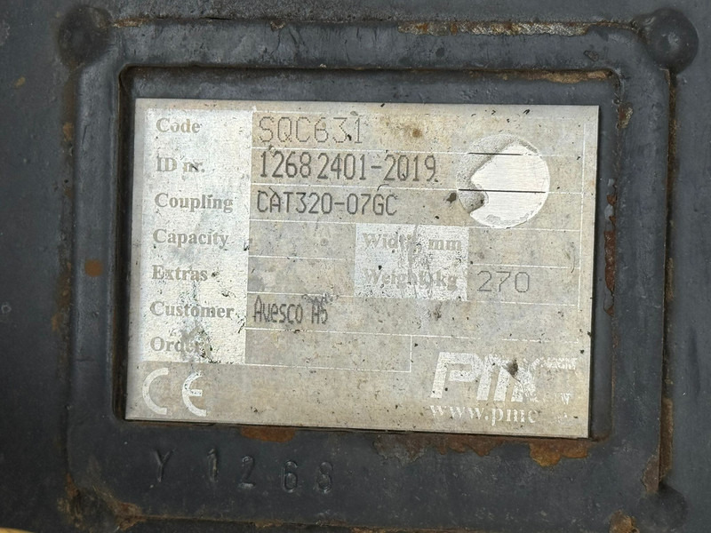 Bager guseničar Caterpillar 320GC: slika 10