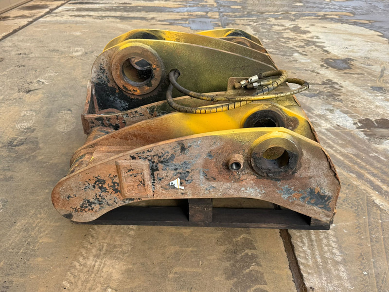 Brza spojnica Caterpillar 950k 962: slika 8 Brza spojnica Caterpillar 950k 962: slika 8