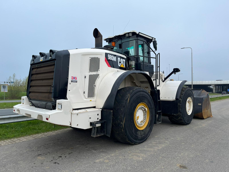 Utovarivač točkaš Caterpillar 980M: slika 6