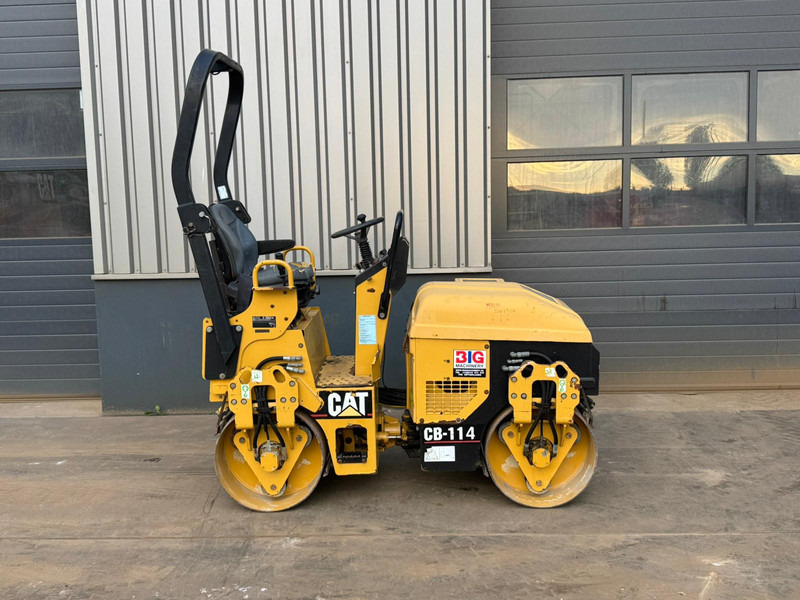 Caterpillar CB114 - Valjak: slika 5 Caterpillar CB114 - Valjak: slika 5