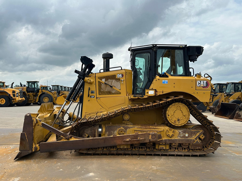 Caterpillar D6 LGP - Buldožer: slika 1 Caterpillar D6 LGP - Buldožer: slika 1
