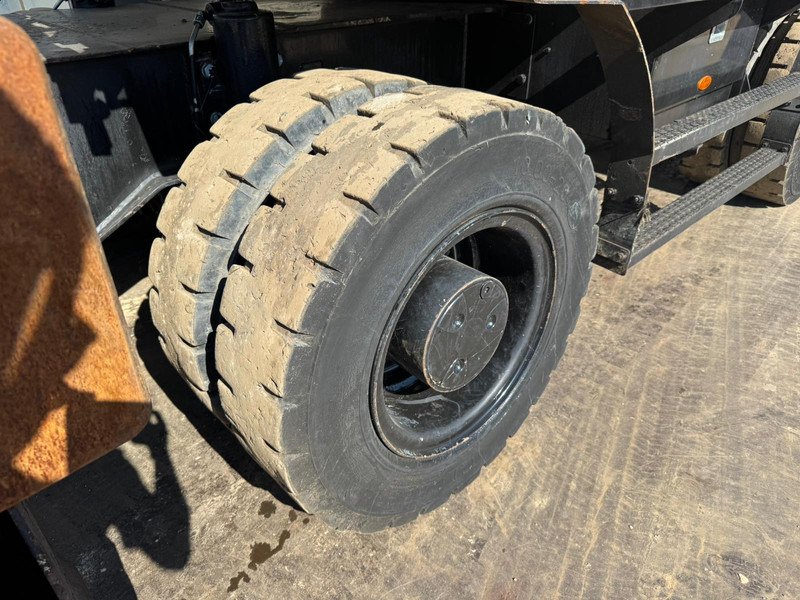 Bager za obradu otpada/ Industrije Caterpillar MH3022: slika 16 Bager za obradu otpada/ Industrije Caterpillar MH3022: slika 16