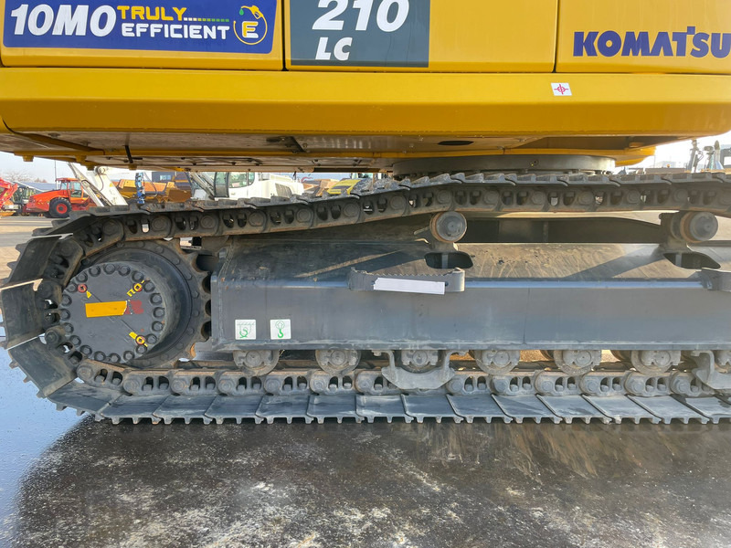 Novu Bager guseničar Komatsu PC210LC-10MO: slika 11