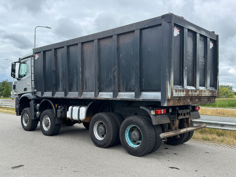 MERCEDESBENZ Arocs 4848 8x8 - Istovarivač: slika 3 MERCEDESBENZ Arocs 4848 8x8 - Istovarivač: slika 3