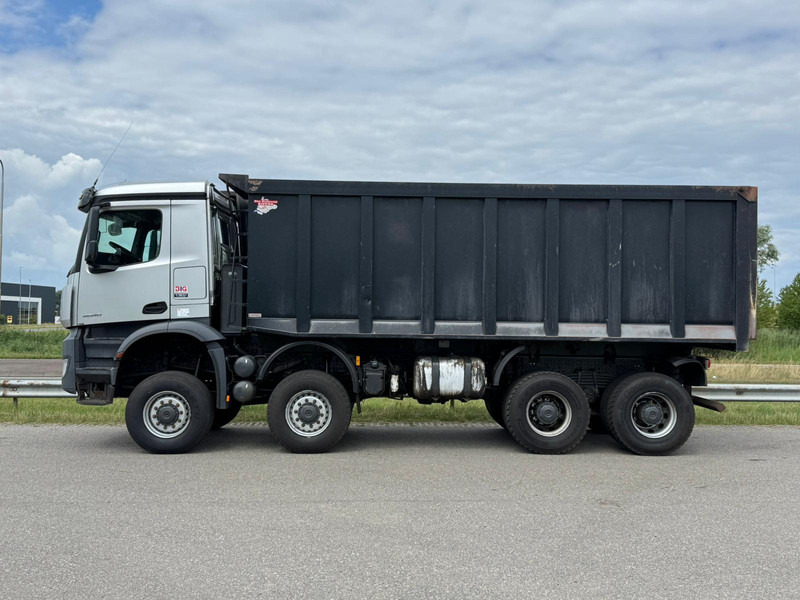 MERCEDESBENZ Arocs 4848 8x8 tipper - Istovarivač: slika 2 MERCEDESBENZ Arocs 4848 8x8 tipper - Istovarivač: slika 2