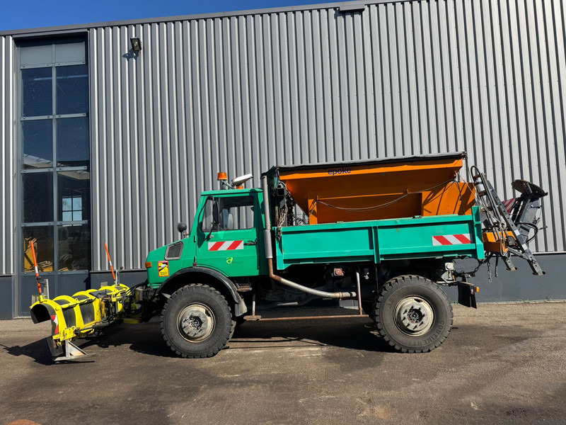 MERCEDESBENZ Unimog U1700 - Autočistilica: slika 2 MERCEDESBENZ Unimog U1700 - Autočistilica: slika 2