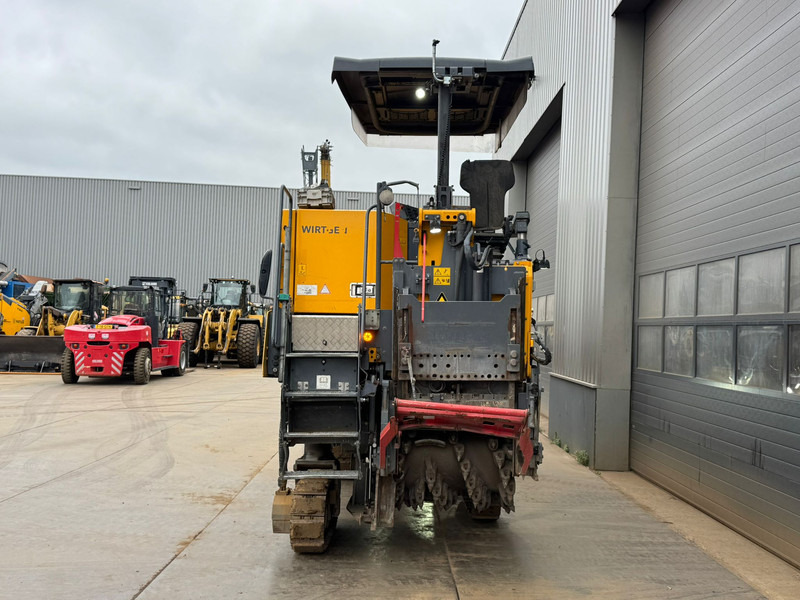 Mašina za asfalt Wirtgen W100CFI: slika 8