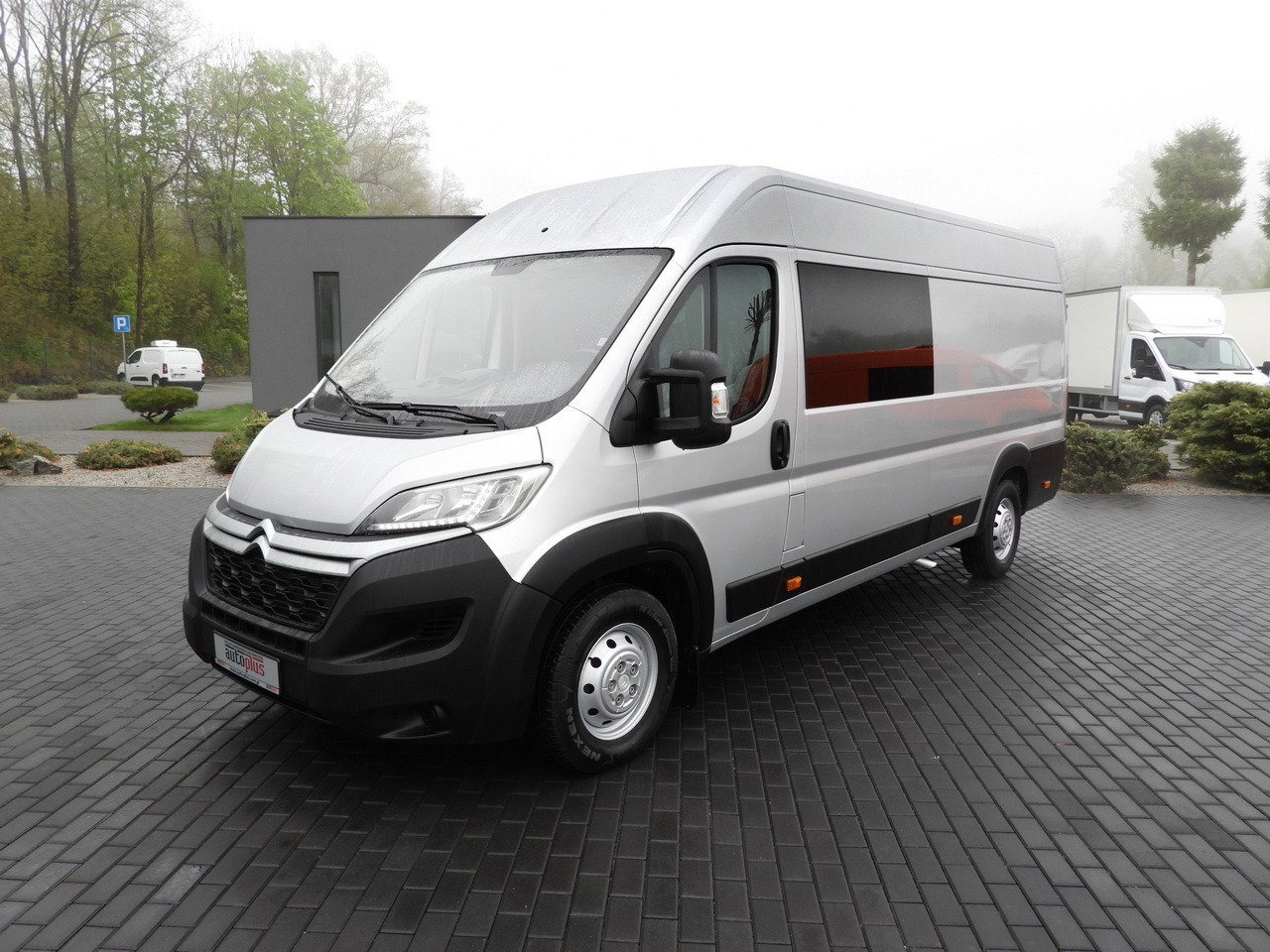 Furgon CITROEN JUMPER BOX DELIVERY VAN 7 SEATS CRUISE CONTROL LED LIGHTS AIR CONDITIONING 165HP: slika 18 Furgon CITROEN JUMPER BOX DELIVERY VAN 7 SEATS CRUISE CONTROL LED LIGHTS AIR CONDITIONING 165HP: slika 18
