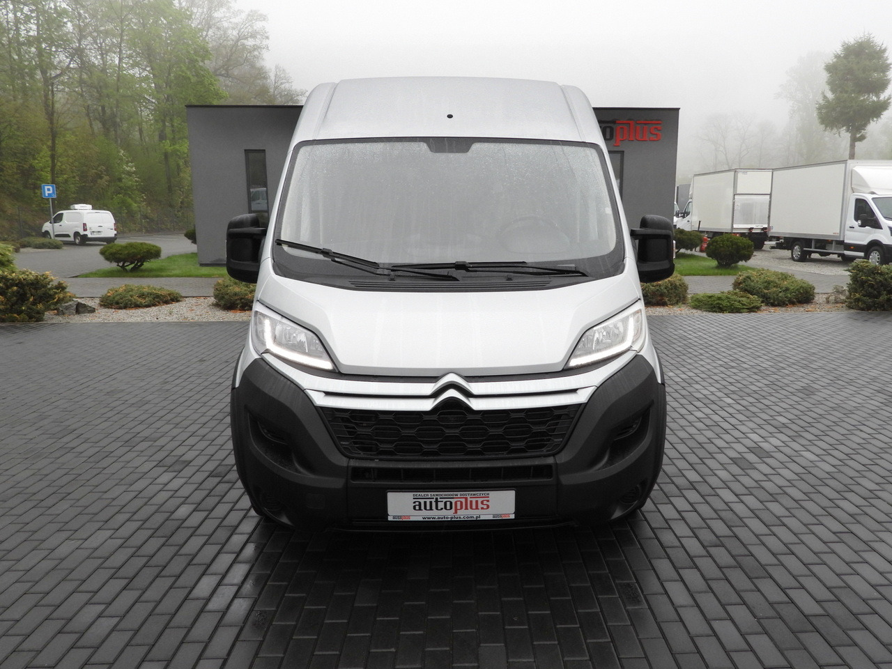 Furgon CITROEN JUMPER  BOX DELIVERY VAN 7 SEATS CRUISE CONTROL LED LIGHTS AIR CONDITIONING  165HP: slika 5
