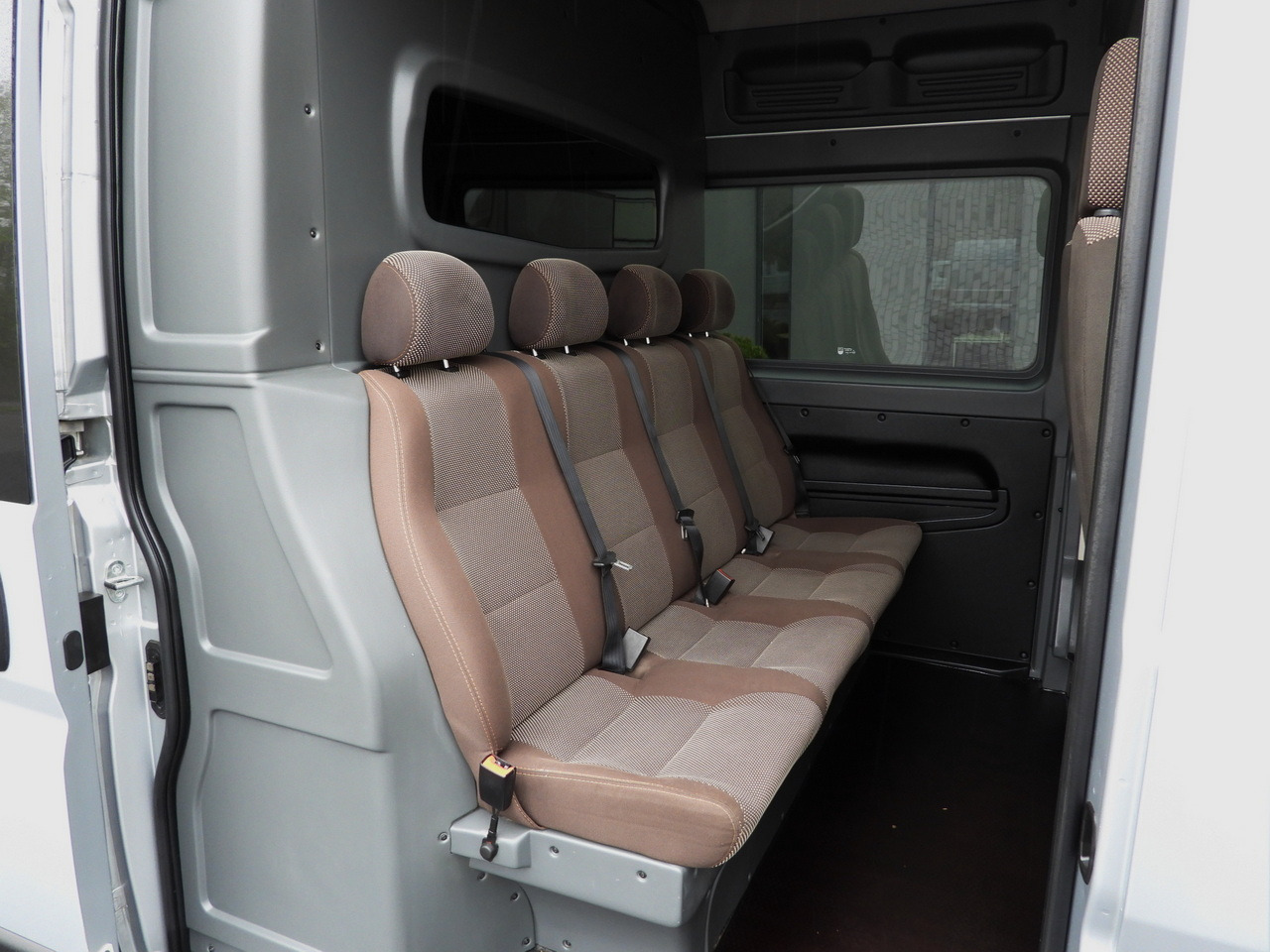 Furgon CITROEN JUMPER BOX DELIVERY VAN 7 SEATS CRUISE CONTROL LED LIGHTS AIR CONDITIONING 165HP: slika 40 Furgon CITROEN JUMPER BOX DELIVERY VAN 7 SEATS CRUISE CONTROL LED LIGHTS AIR CONDITIONING 165HP: slika 40