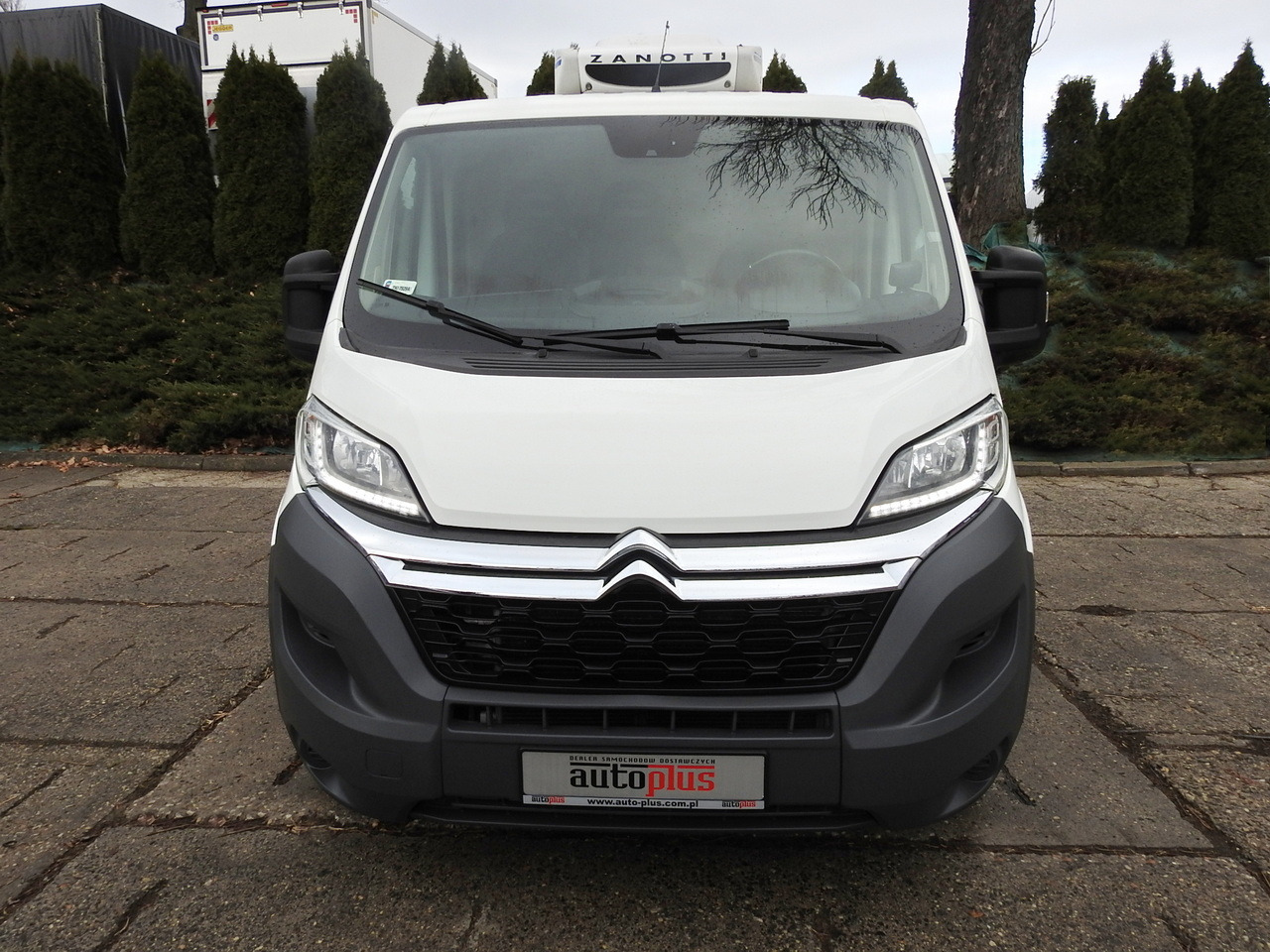 CITROEN JUMPER REFRIGERATOR VAN -5*C LED LIGHTS AIR CONDITIONING 130HP - Dostavno vozilo hladnjača: slika 5 CITROEN JUMPER REFRIGERATOR VAN -5*C LED LIGHTS AIR CONDITIONING 130HP - Dostavno vozilo hladnjača: slika 5
