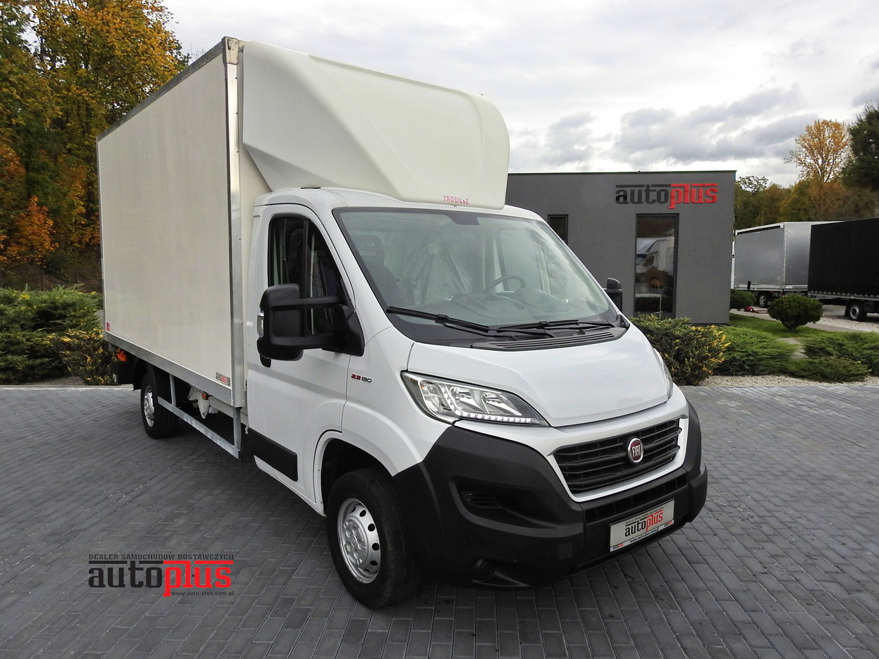 FIAT DUCATO BOX LIFT 8 PALLETS CRUISE CONTROL NAVIGATION AIR CONDITIONING LED LIGHTS 130HP - Dostavno vozilo sa zatvorenim sandukom: slika 1 FIAT DUCATO BOX LIFT 8 PALLETS CRUISE CONTROL NAVIGATION AIR CONDITIONING LED LIGHTS 130HP - Dostavno vozilo sa zatvorenim sandukom: slika 1