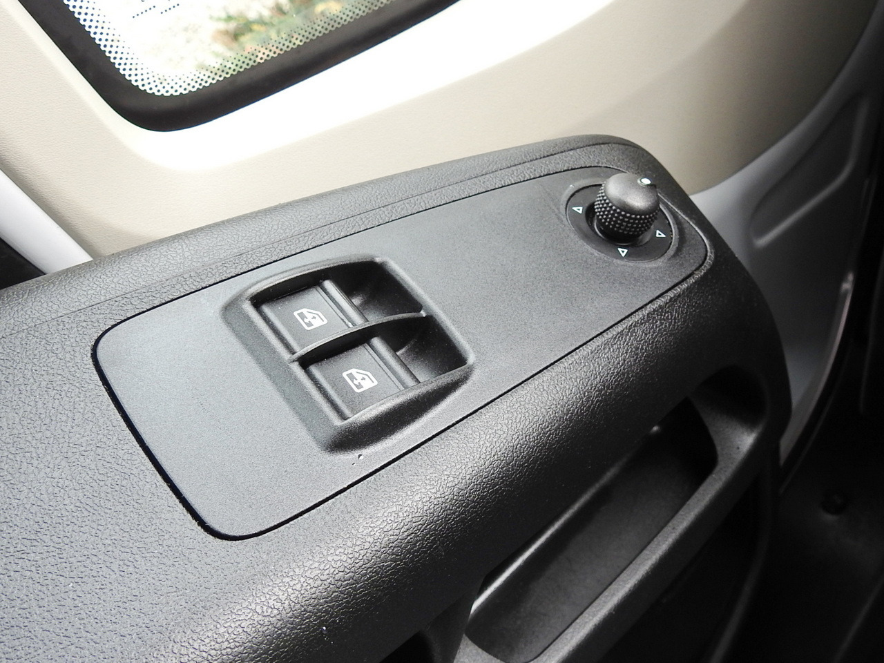 Lizing FIAT DUCATO  TARPAULIN 10 PALLETS WEBASTO CRUISE CONTROL AIR CONDITIONING  180HP FIAT DUCATO  TARPAULIN 10 PALLETS WEBASTO CRUISE CONTROL AIR CONDITIONING  180HP: slika 29