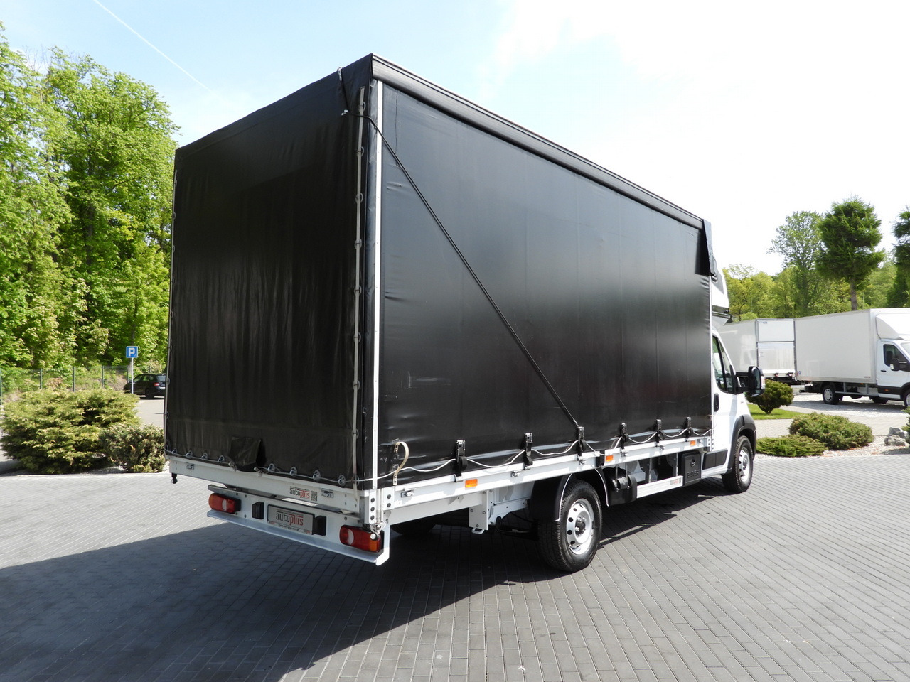 FIAT DUCATO TARPAULIN 10 PALLETS WEBASTO CRUISE CONTROL AIR CONDITIONING LED LIGHTS PNEUMATICS 160HP - Dostavno vozilo sa ceradom: slika 3 FIAT DUCATO TARPAULIN 10 PALLETS WEBASTO CRUISE CONTROL AIR CONDITIONING LED LIGHTS PNEUMATICS 160HP - Dostavno vozilo sa ceradom: slika 3