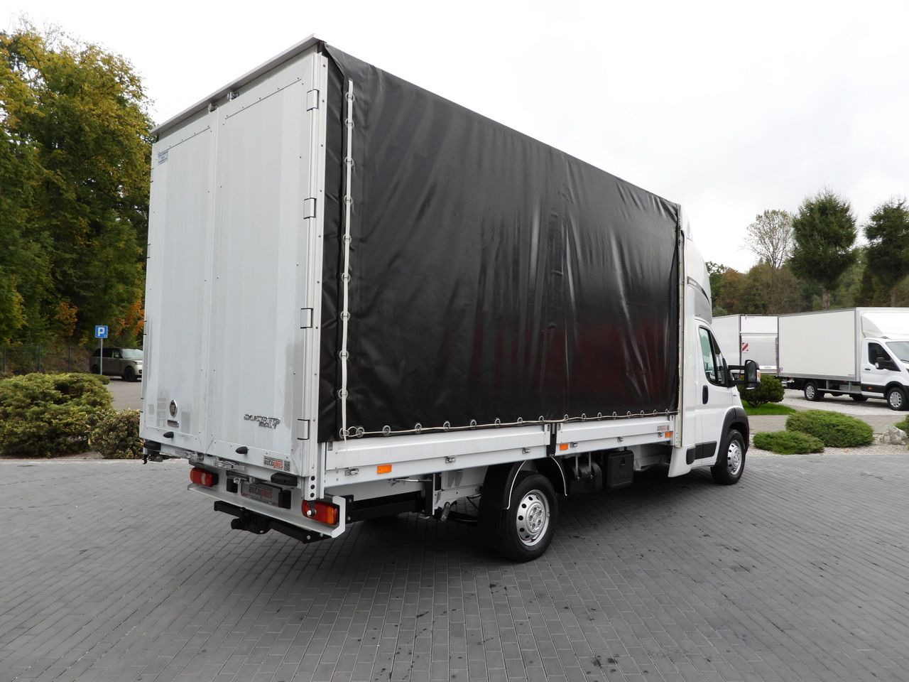 FIAT DUCATO TARPAULIN 9 PALLETS CRUISE CONTROL LED LIGHTS PNEUMATICS AIR CONDITIONING 180HP - Dostavno vozilo sa ceradom: slika 3 FIAT DUCATO TARPAULIN 9 PALLETS CRUISE CONTROL LED LIGHTS PNEUMATICS AIR CONDITIONING 180HP - Dostavno vozilo sa ceradom: slika 3