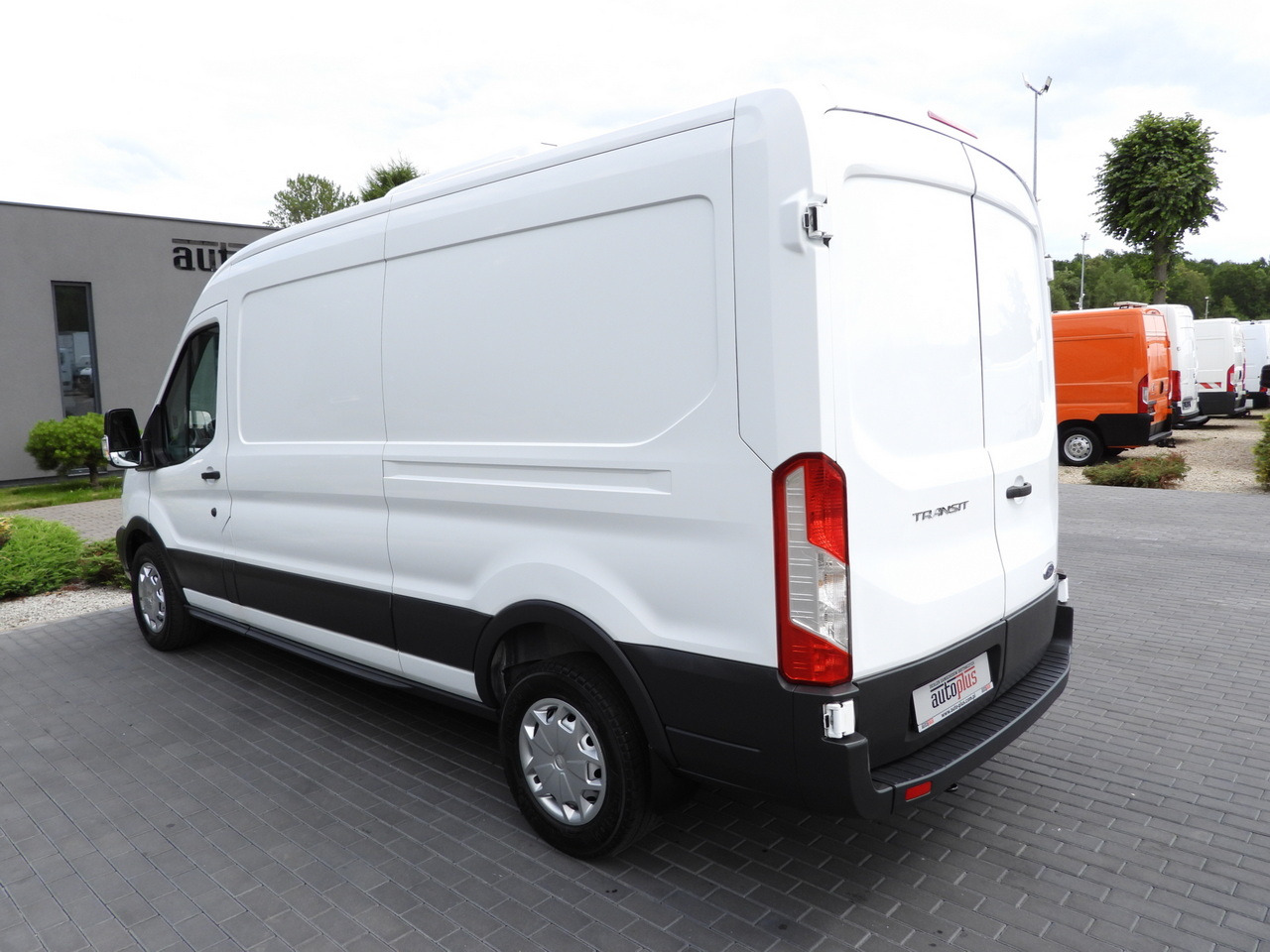 Dostavno vozilo hladnjača FORD TRANSIT REFRIGERATOR VAN 5*C AIR CONDITIONING  105HP: slika 10