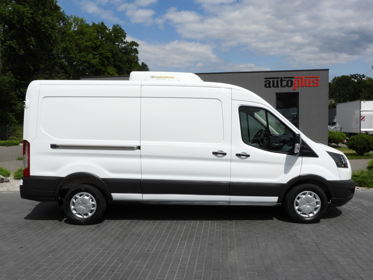 Dostavno vozilo hladnjača FORD TRANSIT REFRIGERATOR VAN 5*C AIR CONDITIONING  105HP: slika 7