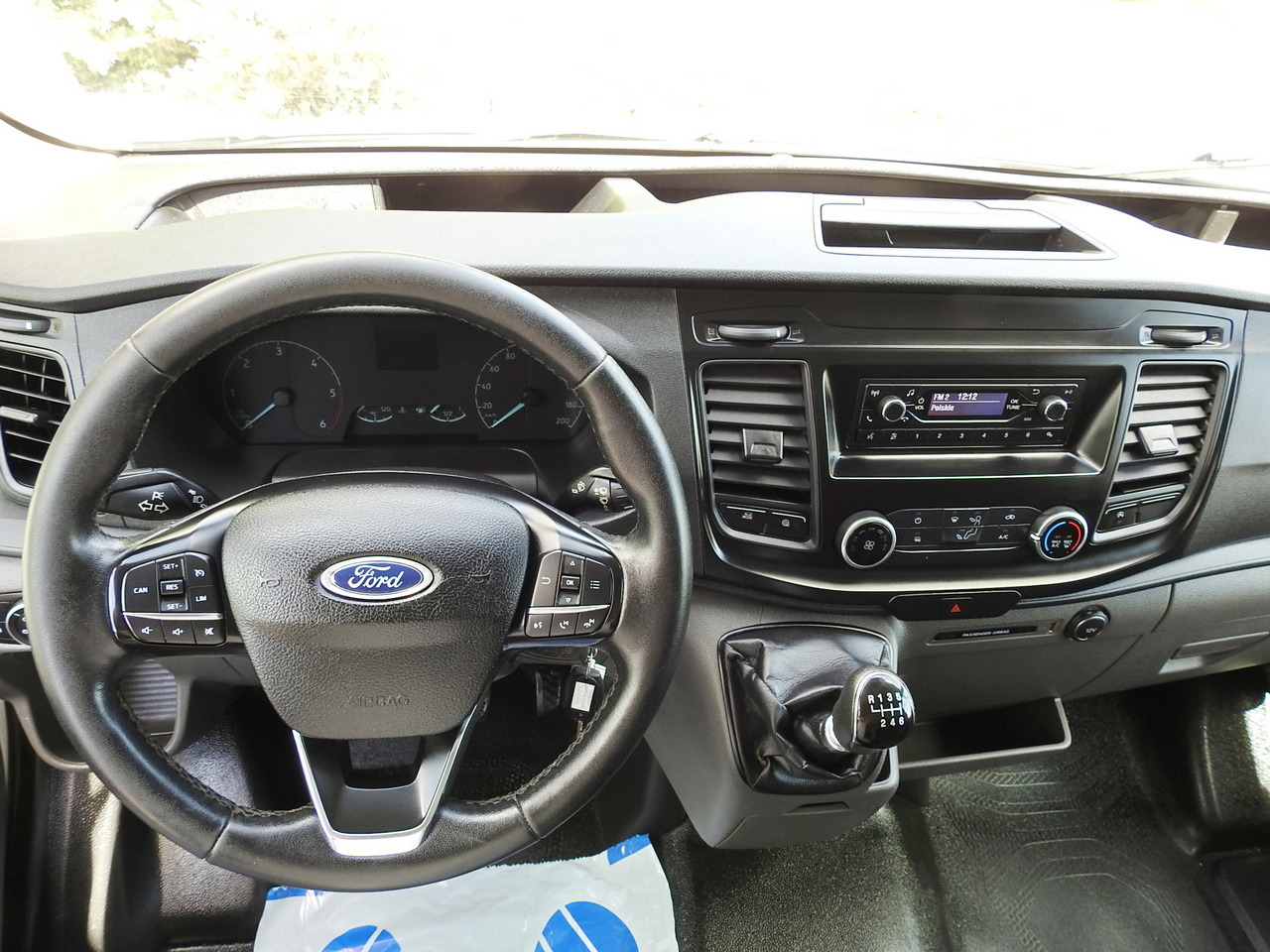Dostavno vozilo hladnjača FORD TRANSIT REGRIGERATOR BOX 0*C POWER SUPPLY 230V CRUISE CONTROL AIR CONDITIONING TWIN WHEELS  170HP: slika 32